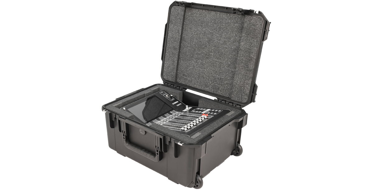 iSeries 2015-10 Yamaha DM3 Digital Mixer Case