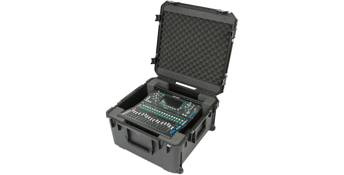 iSeries 2222-12 Allen & Heath SQ5 Mixer Case