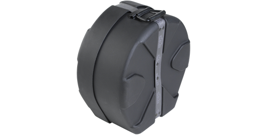 Angled view of 5.5 x 14 snare case showing reinforced edges and ergonomic design for enhanced drum protection and portability.