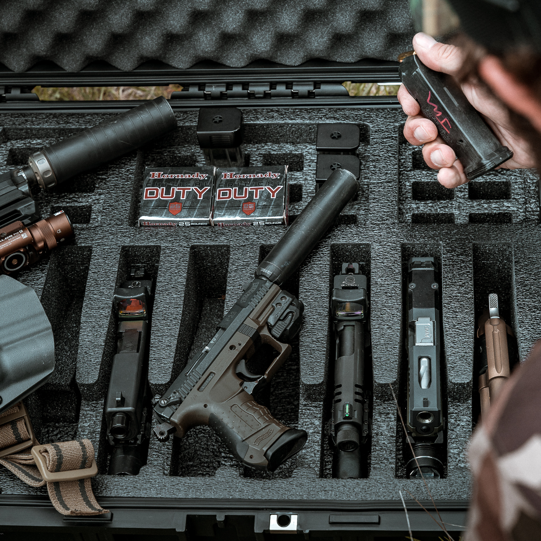 iSeries 3016-10 12-Handgun Case