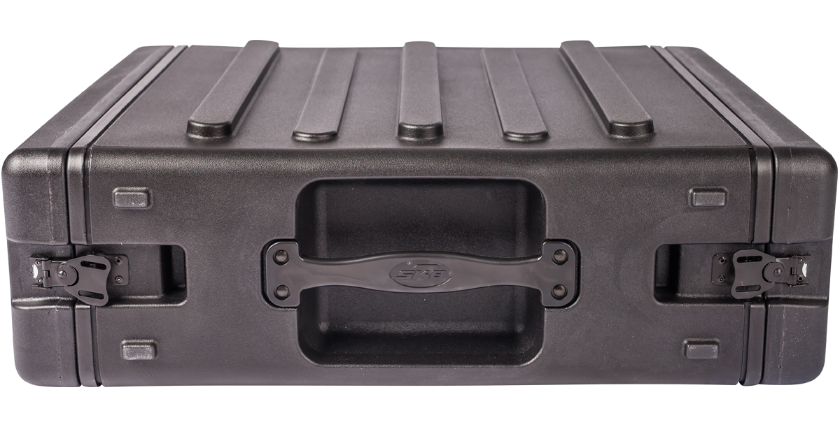 Close-up front view of 3U rSeries Rack - 3U rack case with ergonomic handle and dual latches for secure closure.