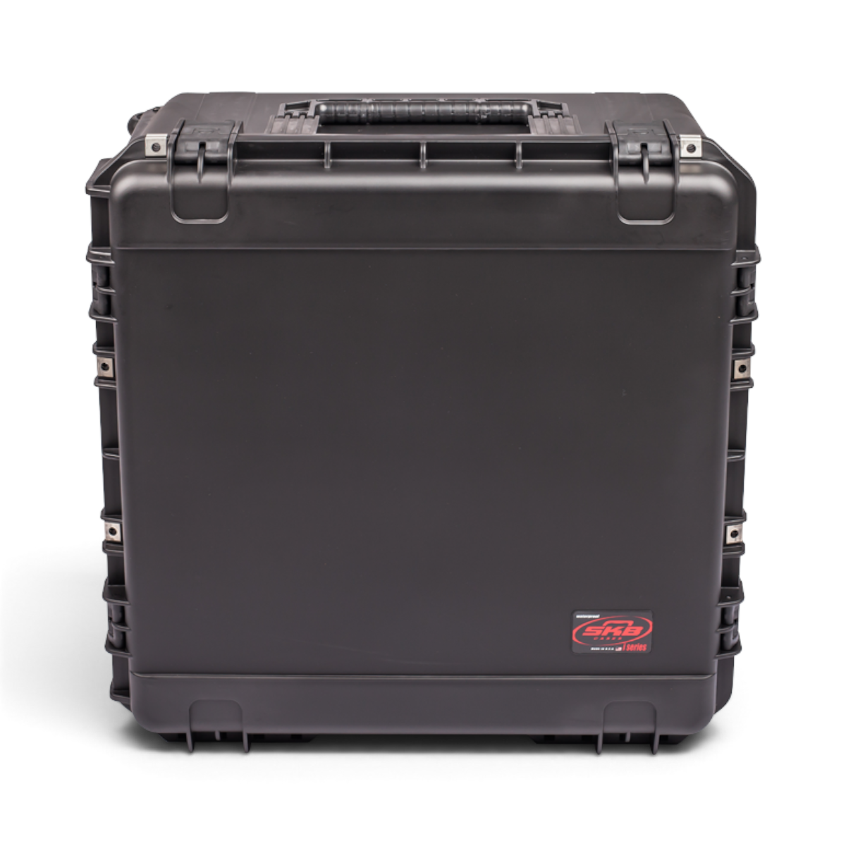 SKB Cases iSeries 2424-14 black waterproof injection molded polypropylene equipment case with secure latch system