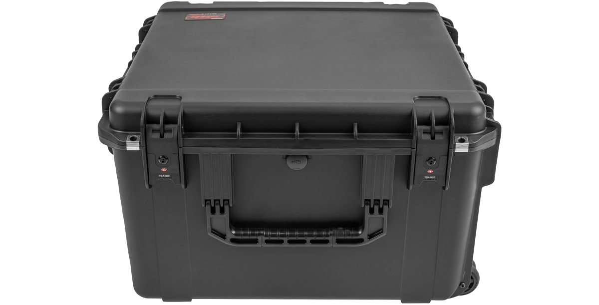 20" Fly Rack Case - iSeries Injection Molded closed case with dual latches and handle, built for rugged transport and protection.