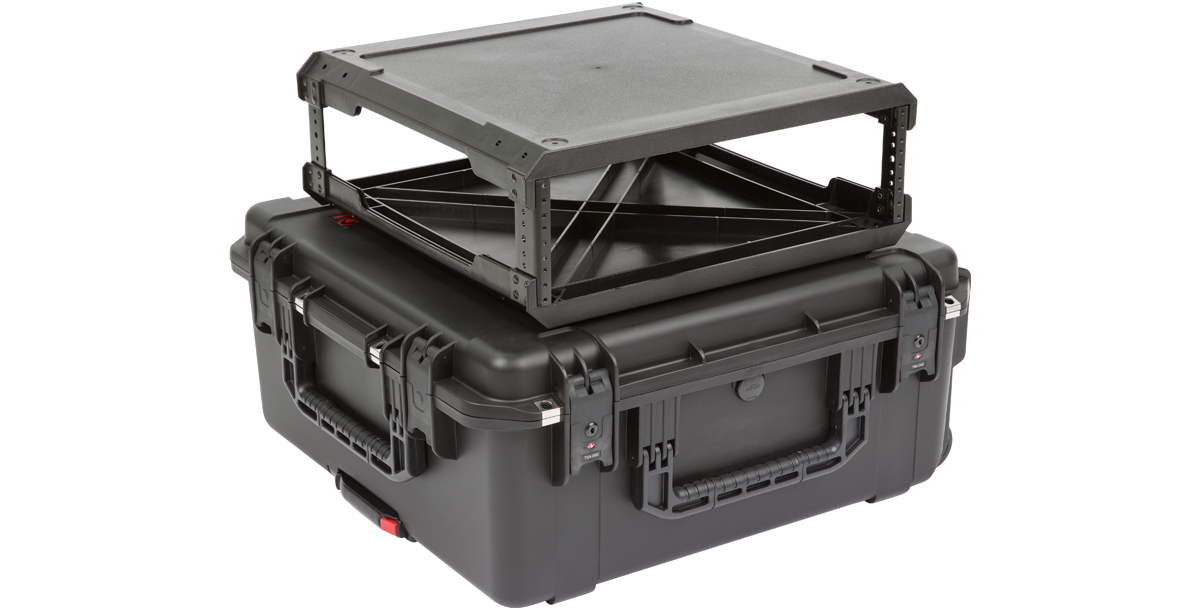 Side view of 3U iSeries Fly Rack and case, showing molded handles and durable injection-molded construction ideal for travel.