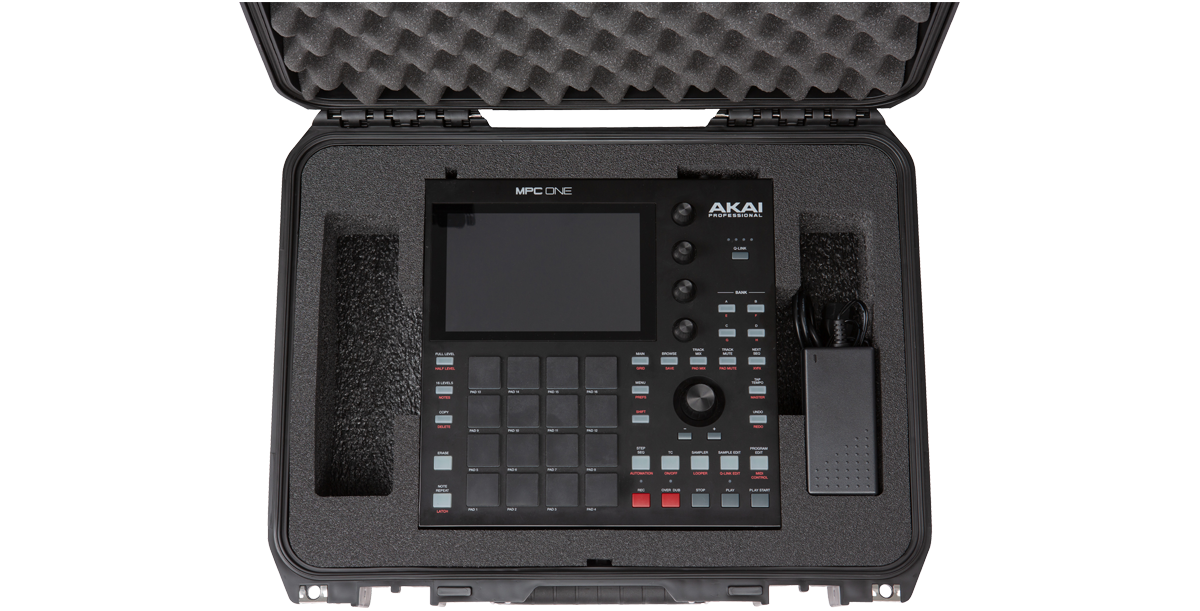 iSeries 1813-5 AKAI MPC One + Case