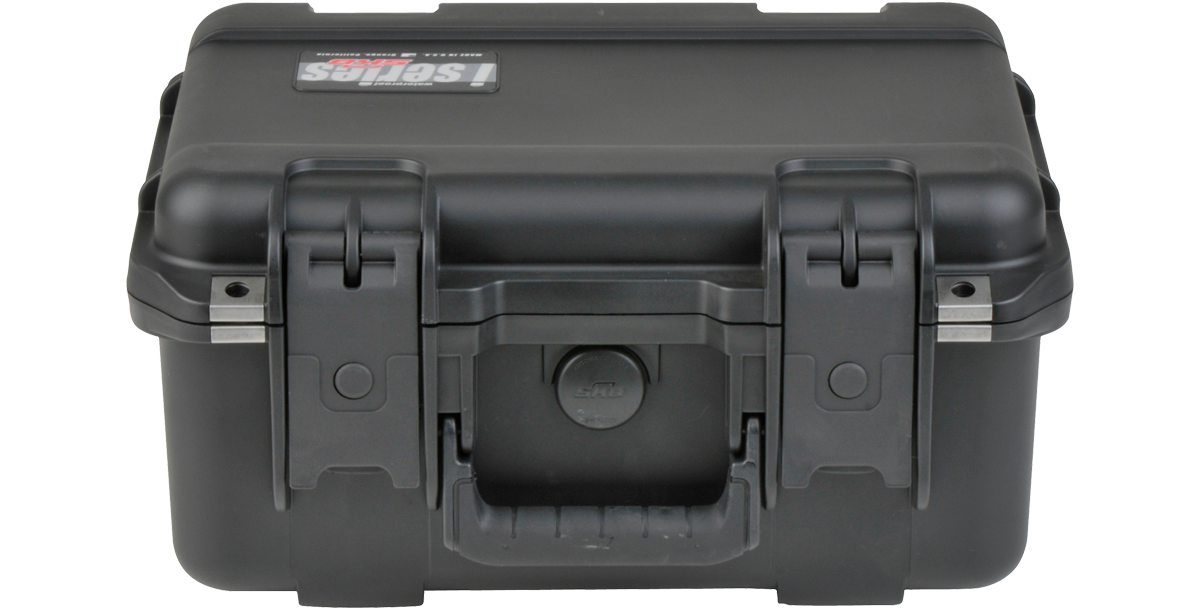 Front-facing closed iSeries 1309-6 case showcasing rugged latches and compact design for household and vacuum accessory storage.