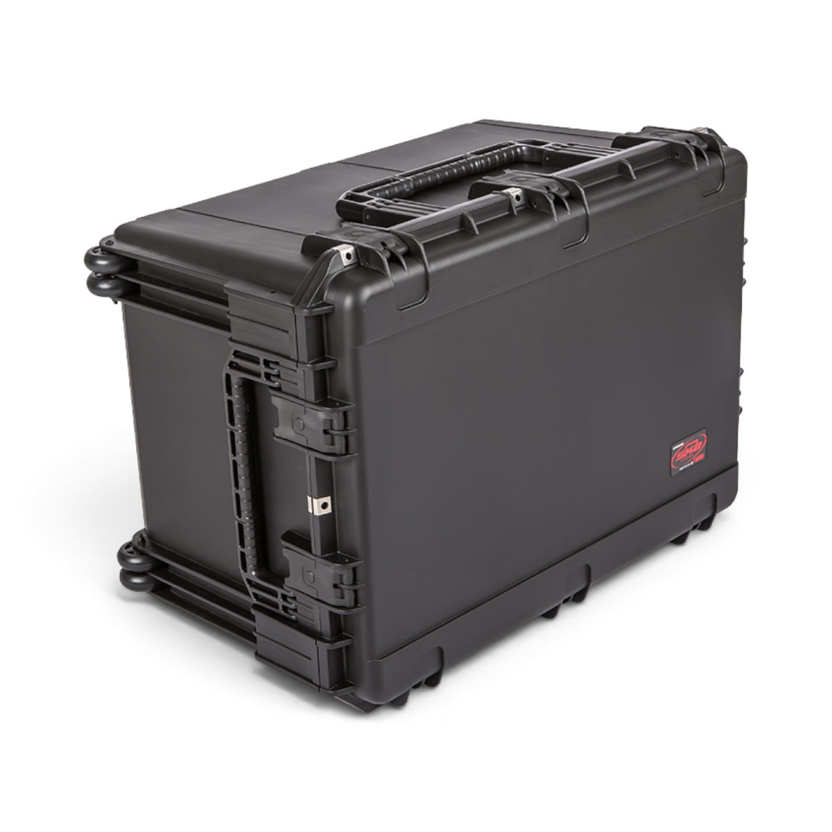 SKB Cases iSeries 3021-18 black waterproof injection molded polypropylene equipment case with heavy-duty latches