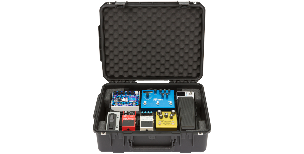 iSeries 2015-7 Case w/ 1SKB-PB1712 Pedalboard
