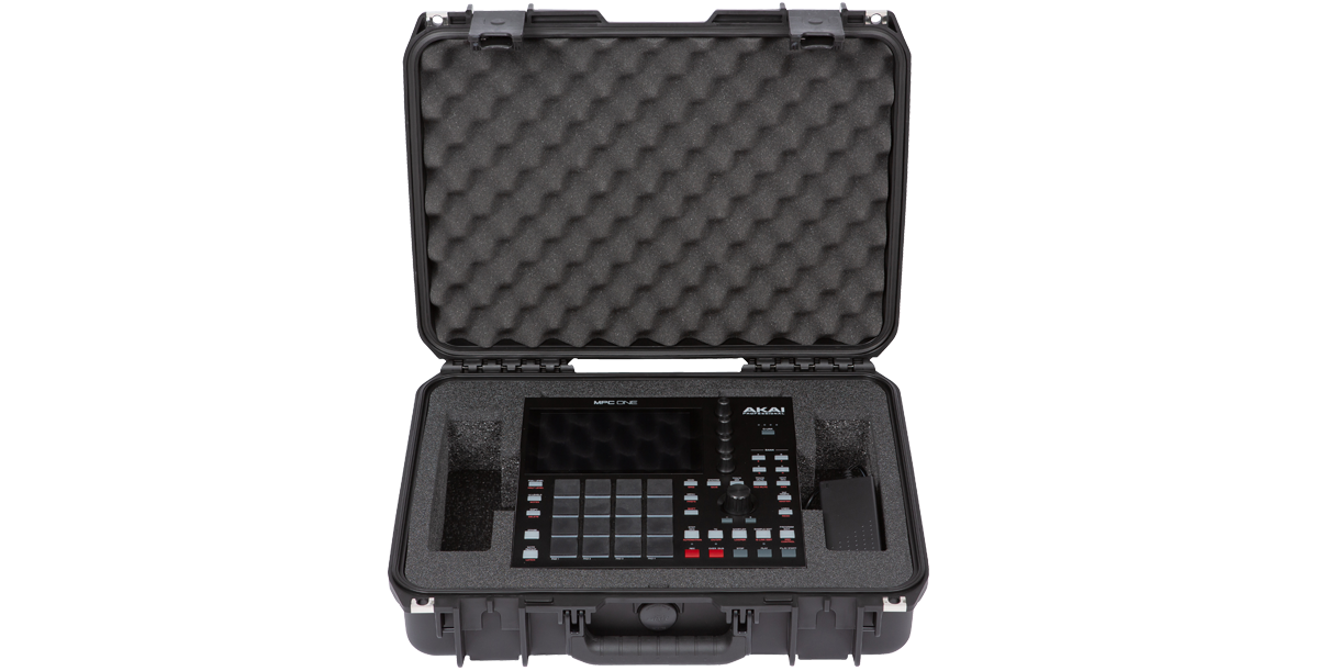 iSeries 1813-5 AKAI MPC One + Case