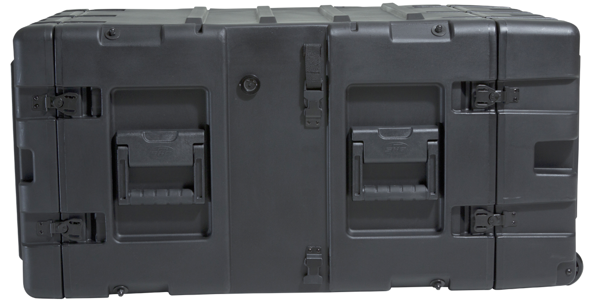 Side view of 7U Shockproof Rack with dual molded handles and secure latches for easy handling and watertight sealing.