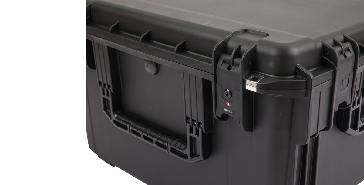 20" Fly Rack Case - iSeries Injection Molded close-up of locking latch system, ensuring TSA-approved security for gear.