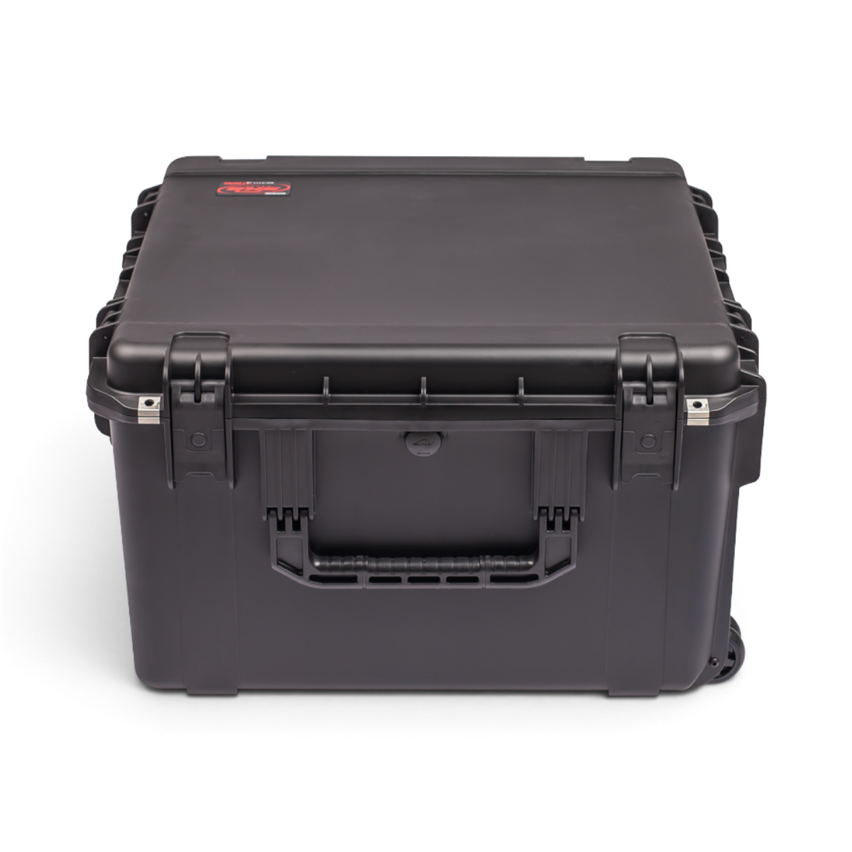 SKB Cases iSeries 2424-14 black waterproof injection molded polypropylene equipment case with trigger latch system