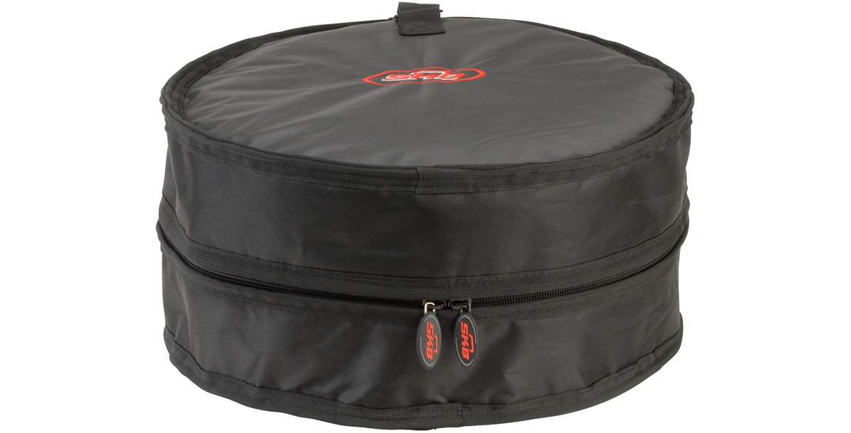 Cylindrical 6.5 x 14 snare drum gig bag featuring dual zippers and reinforced stitching for reliable percussion case storage.