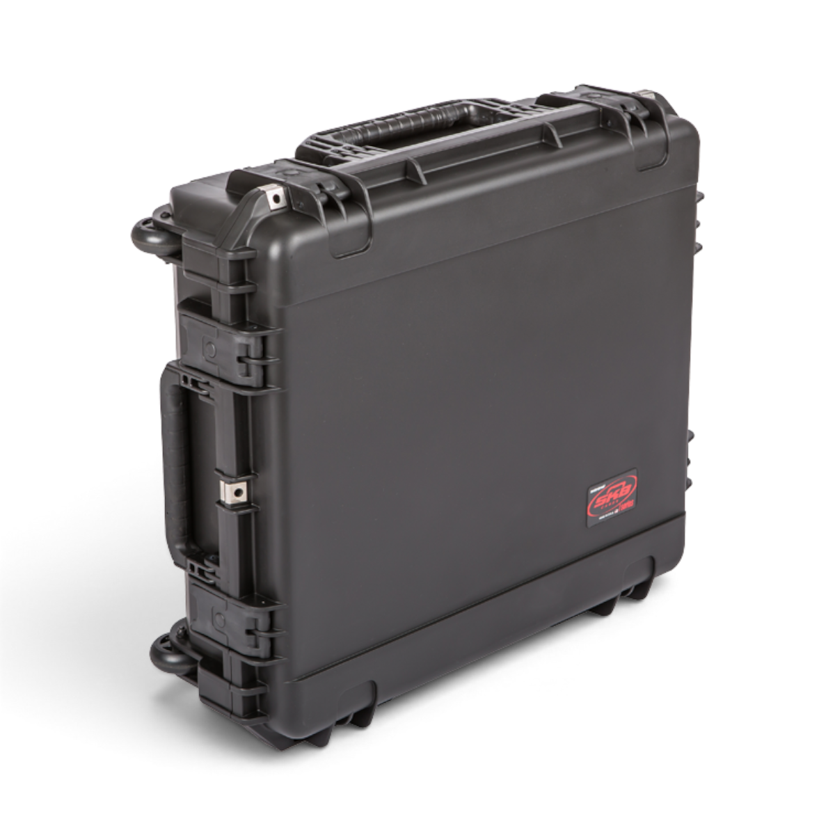 SKB Cases iSeries 2421-7 black waterproof injection molded polypropylene equipment case with wheels and handle