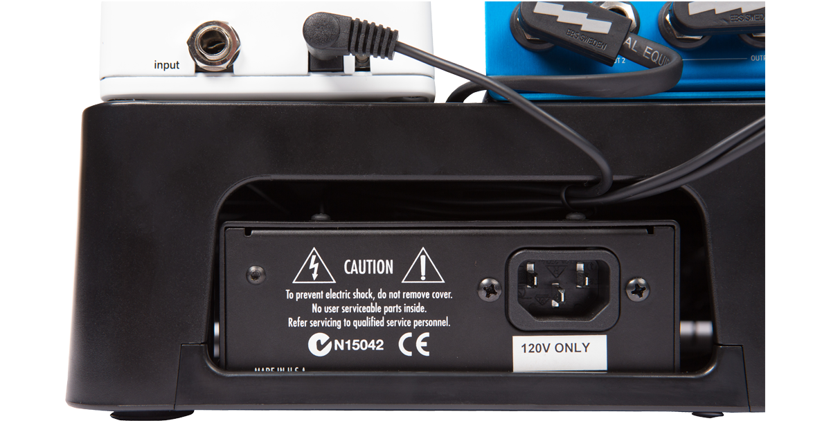 Injection Molded Non-Powered Pedalboard