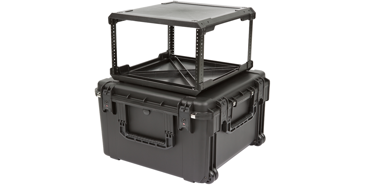 Durable 6U SKB Fly Rack Injection Molded flyRack with elevated rack frame and rugged iSeries case, perfect for transporting sensitive gear.