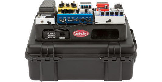 iSeries 2015-7 Case w/ 1SKB-PB1712 Pedalboard