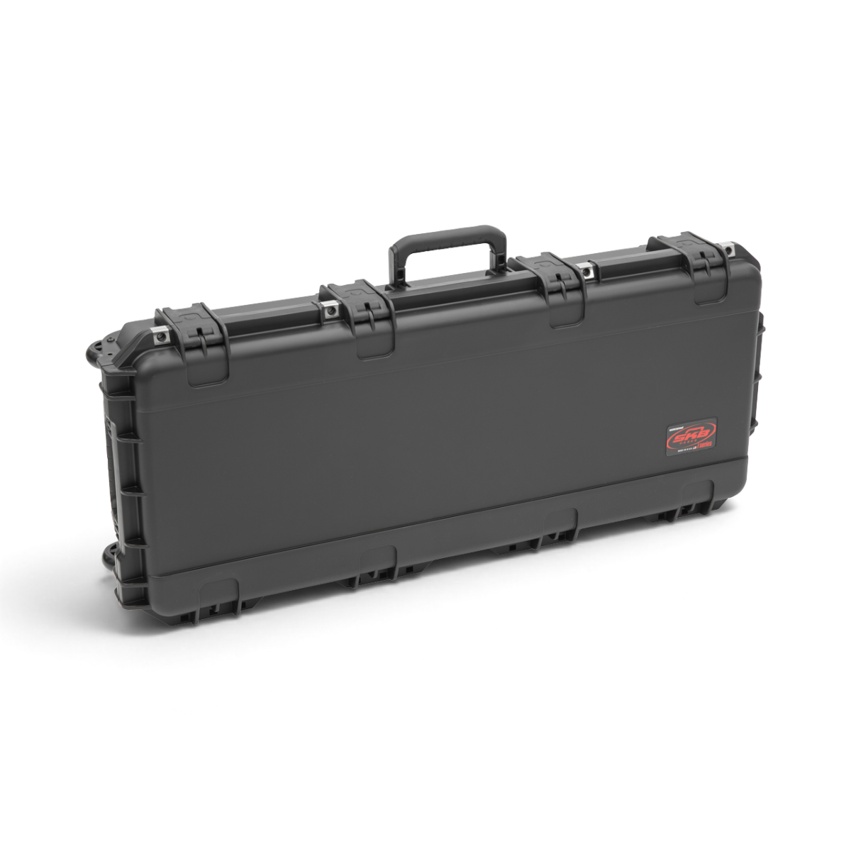SKB Cases iSeries 3614-6 black waterproof injection molded parallel limb bow case with secure trigger latches.