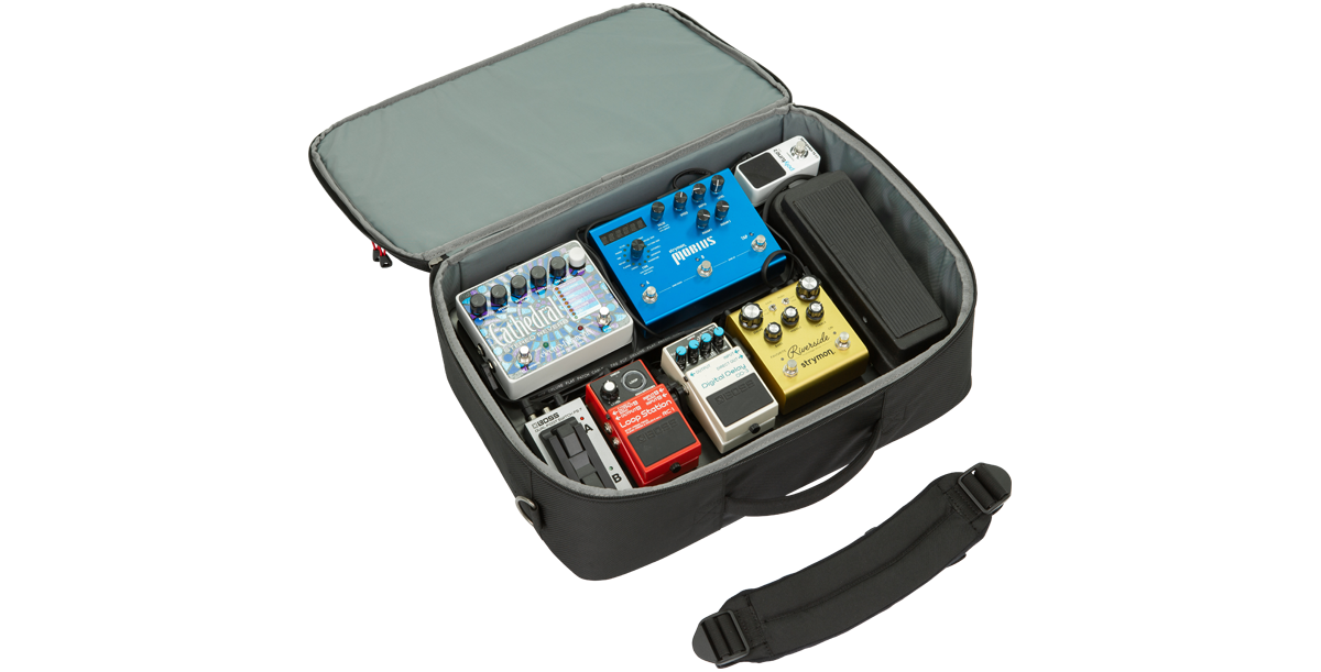 Think Tank Soft Bag w/1SKB-PB1712 Pedalboard