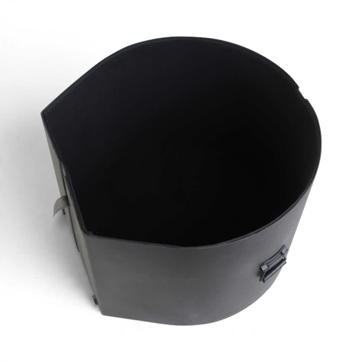 SKB Cases 16 x 24 roto-molded D-shaped black bass drum case with padded interior and side handle