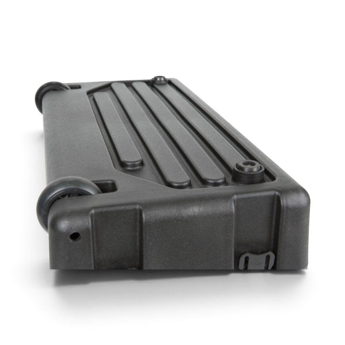 SKB Cases 4U rSeries rolling rack lid featuring integrated wheels and durable black roto-molded polyethylene design.
