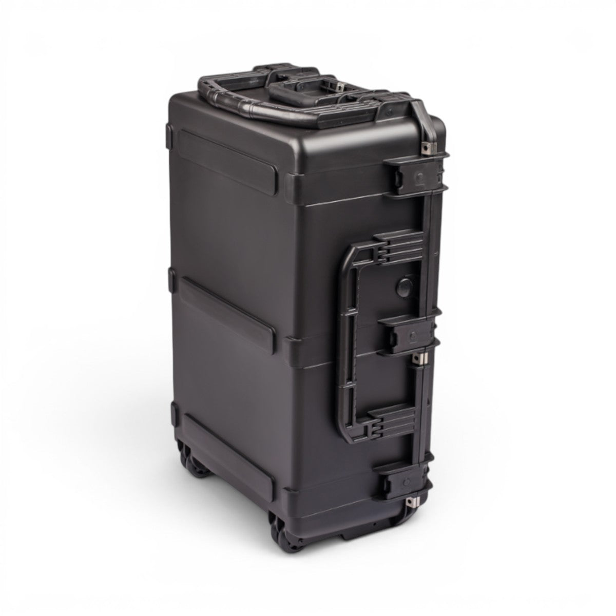 SKB Cases iSeries 3019-12 black waterproof injection molded protective equipment case with side handle and wheels