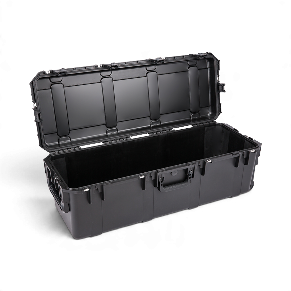 SKB Cases iSeries 3913-12 black waterproof injection molded polypropylene equipment case with open lid