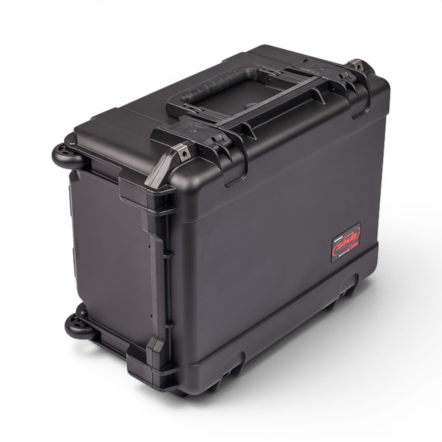 SKB Cases iSeries 2015-10 black waterproof injection molded equipment case with wheels and handle