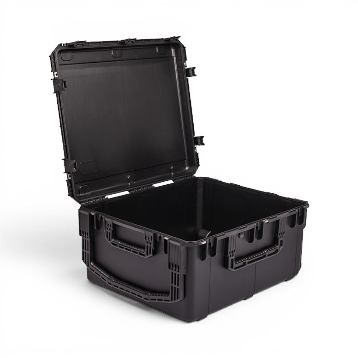 SKB Cases iSeries 3026-15 black waterproof injection molded polypropylene equipment case with open lid