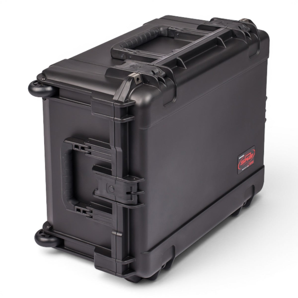 SKB Cases iSeries 2217-10 black waterproof injection molded polypropylene protective case with wheels and handle