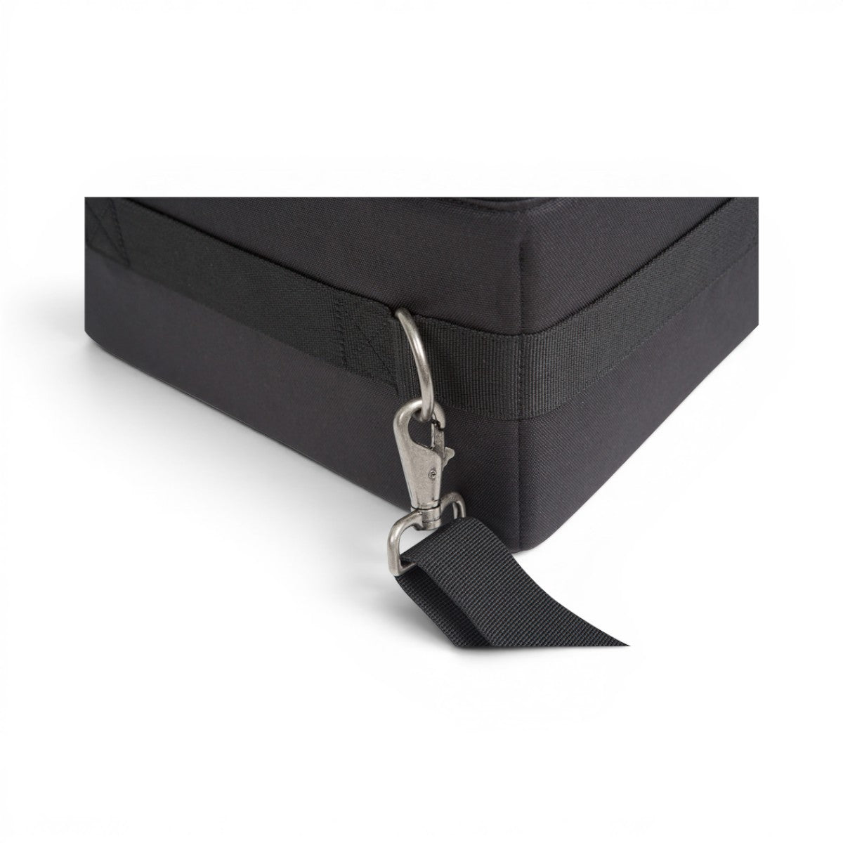 SKB Cases iSeries zippered divider set featuring a black Nylex interior with a durable metal shoulder strap clip
