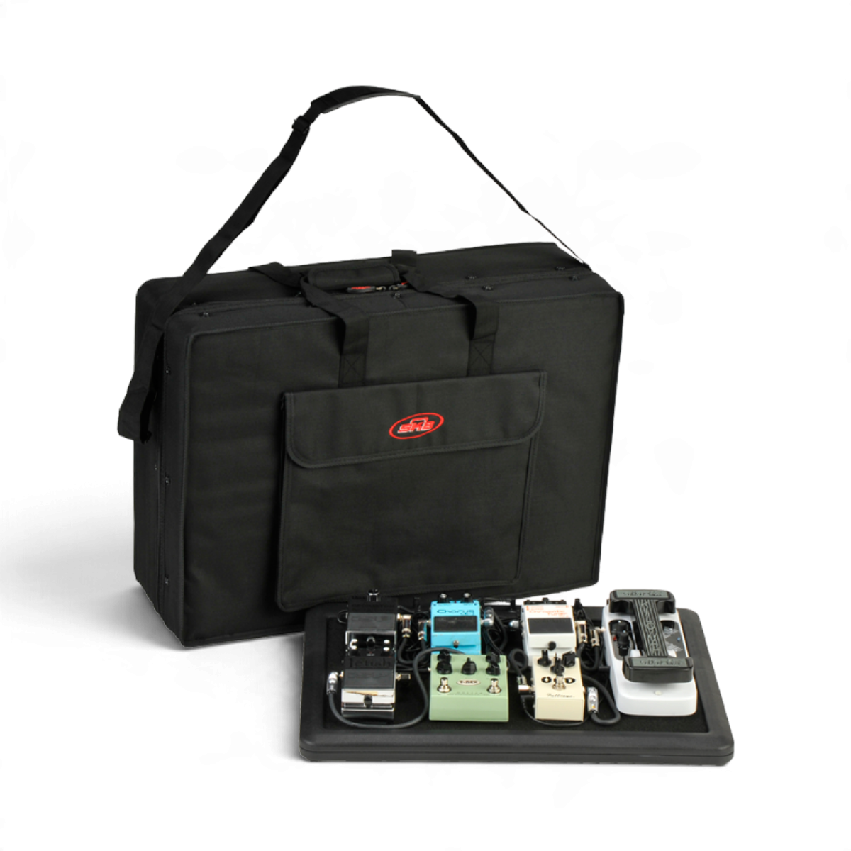 SKB Cases PS8 Pro powered pedalboard with eight pedals and included ballistic nylon soft carrying case