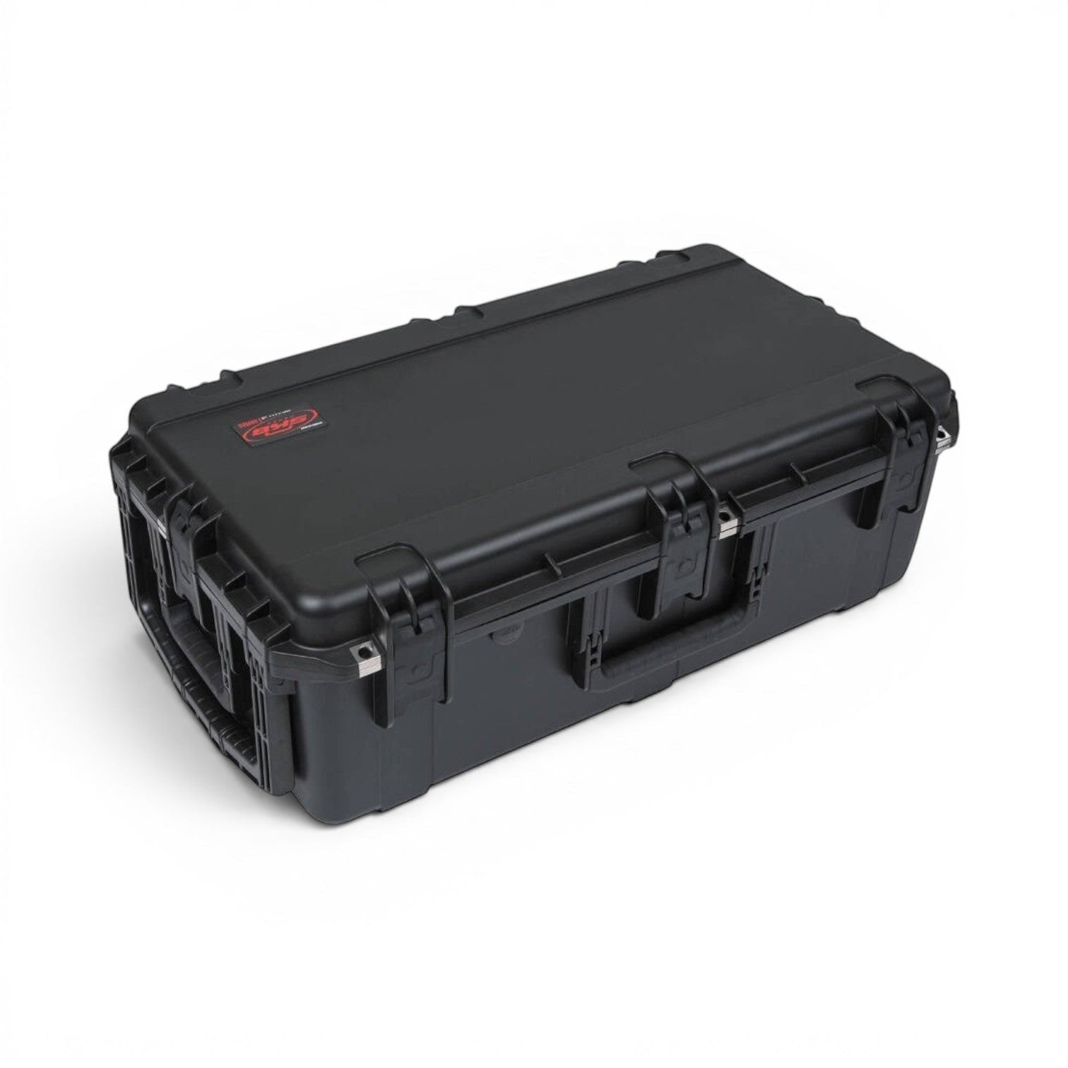 SKB Cases iSeries Ravin 470 black waterproof hard crossbow case with secure trigger latches and durable handle.