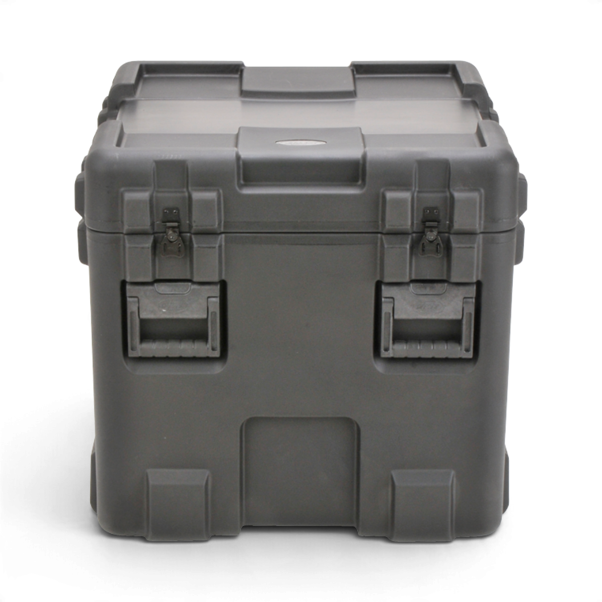 SKB Cases rSeries 2424-24 impact-resistant black roto-molded military standard shipping case with steel latches